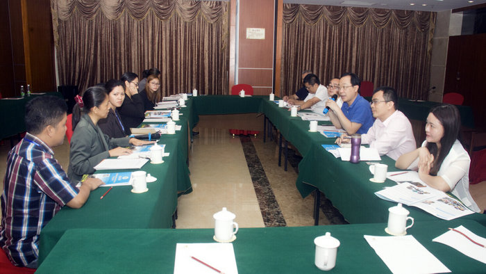海南省外事侨务办公室友城处处长韩晶磊发言.JPG