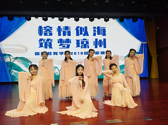古典群舞《一羲孤行——盛世》.jpg