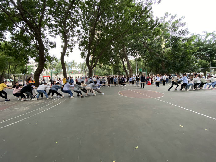 比赛现场激烈.jpg