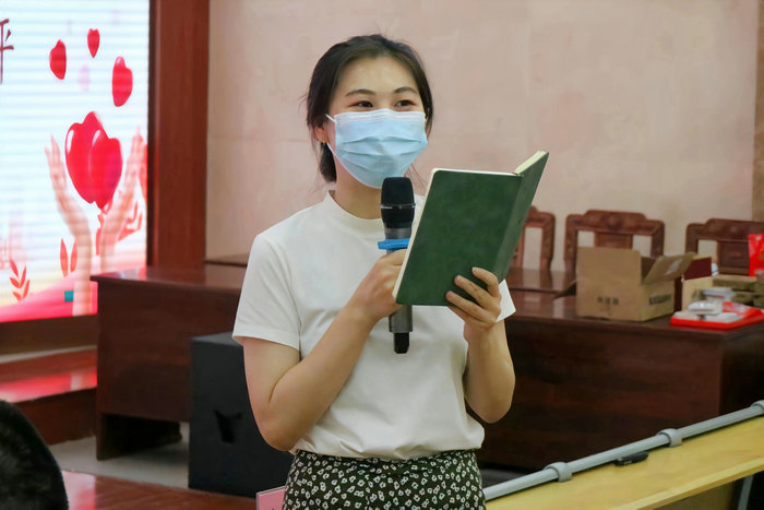 牟鸿月老师点评.jpg
