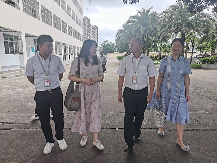 公司领导实地考察.jpg